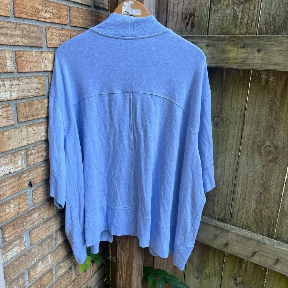 Athleta Women’s Lotus Wrap Light Blue/Purple
